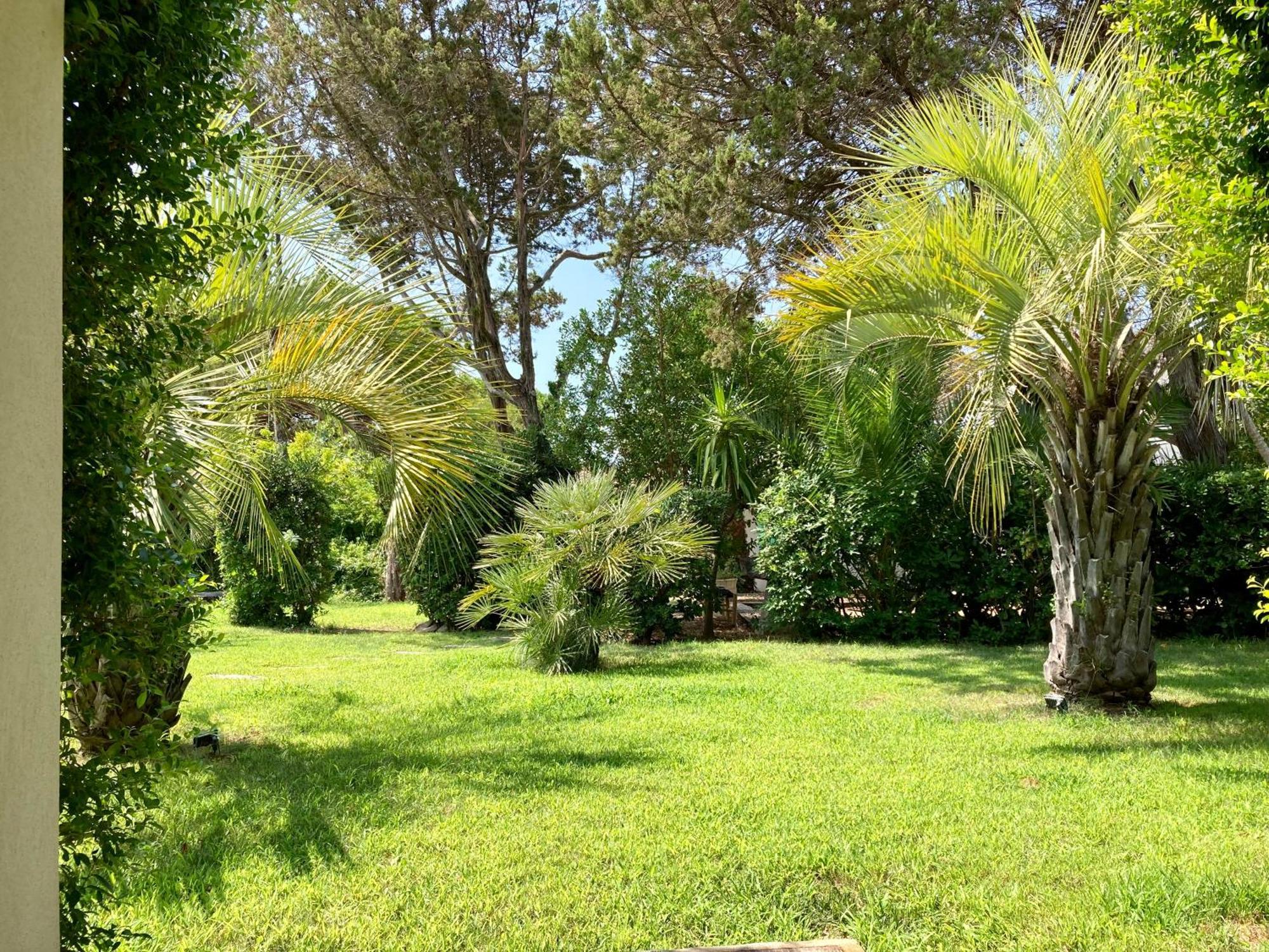 Villa Macalia Pietrosella Kültér fotó